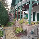 Veranda Vendeghaz *