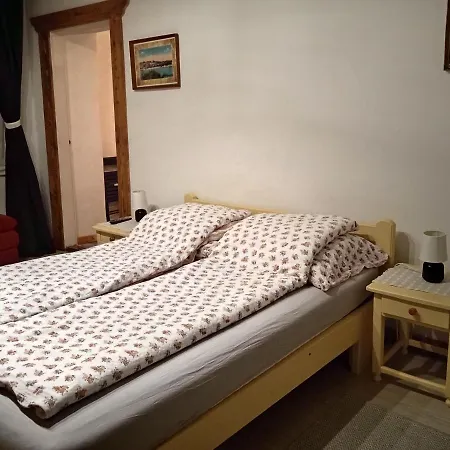 Veranda Vendeghaz Holiday home Veroce
