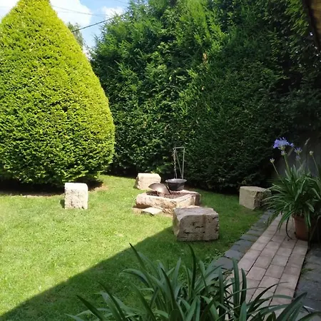 Veranda Vendeghaz Holiday home Veroce