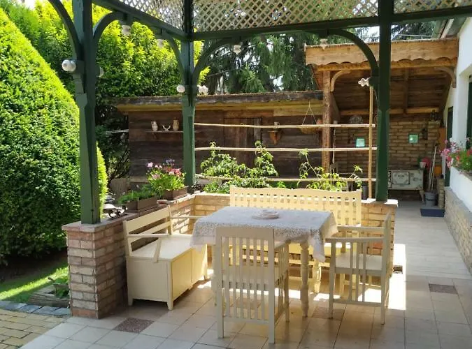 Veranda Vendeghaz * Kismaros